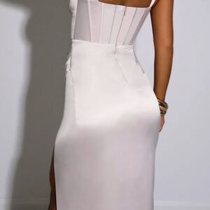 CORDELIA MAXI DRESS - CHAMPAGNE